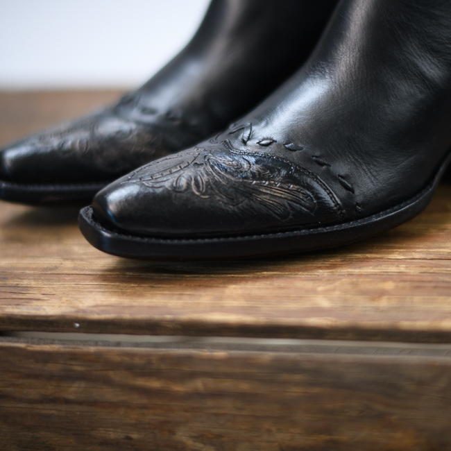 STALLION BLACK ZORRO