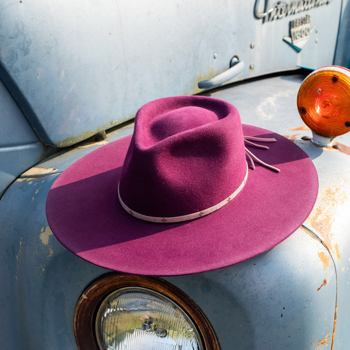 Chapeau camionneur en velours côtelé - Design élégant inspiré de l