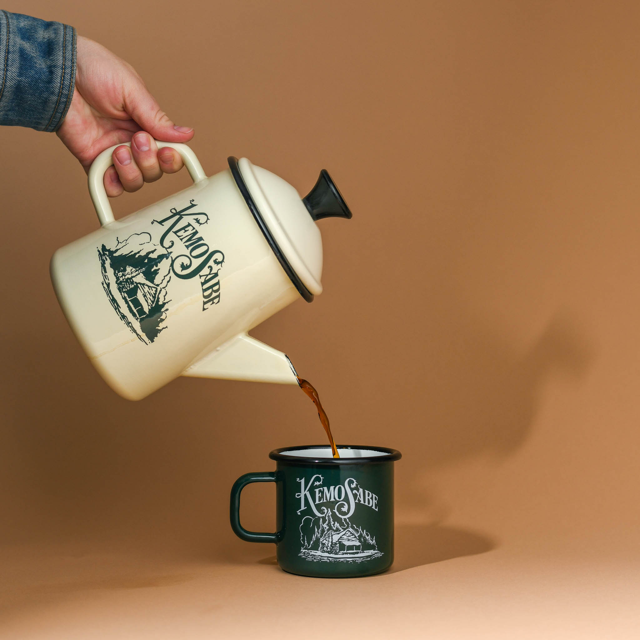GREEN POEM CAMP MUG
