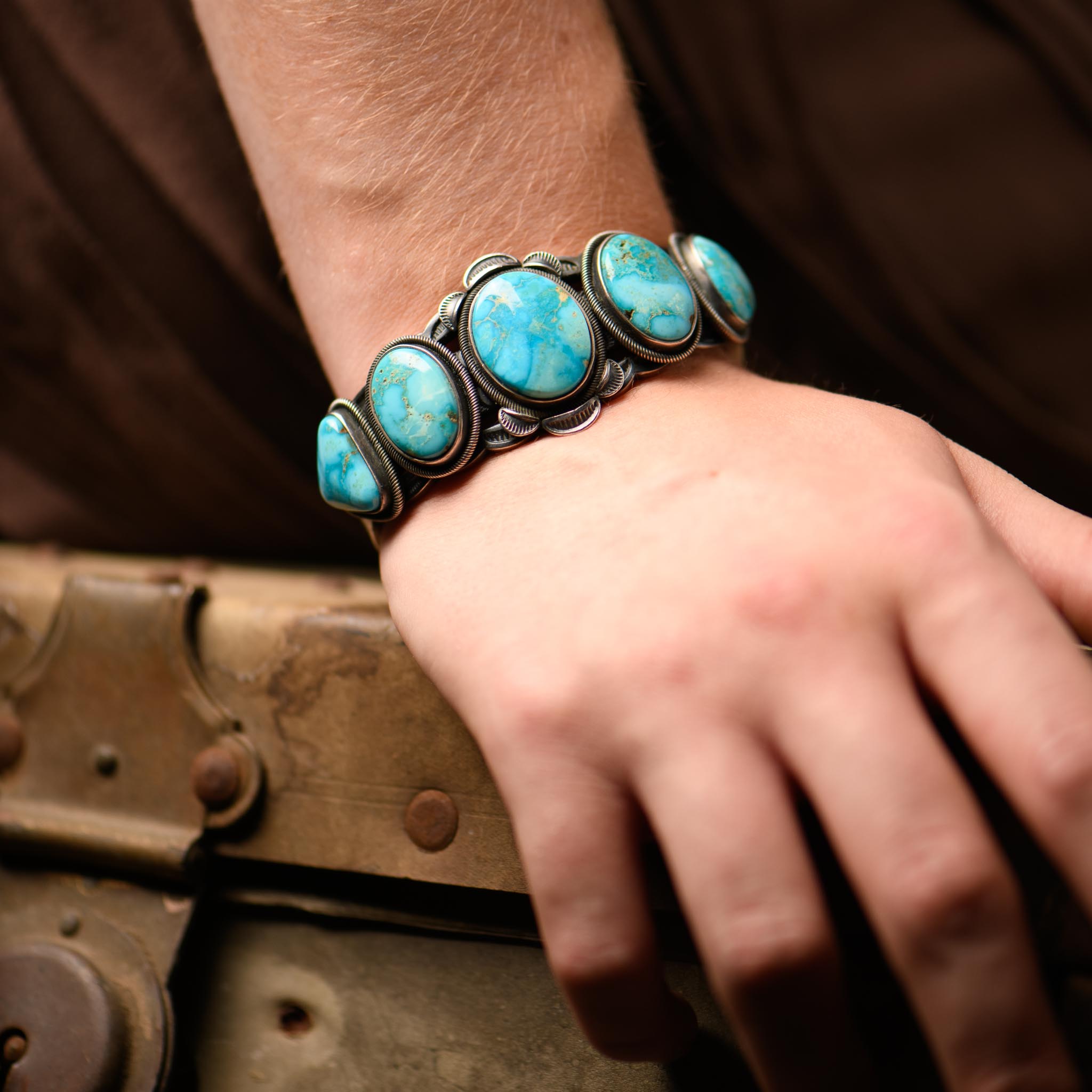 ZUNI TURQUOISE PETIT POINT CLUSTER CUFF