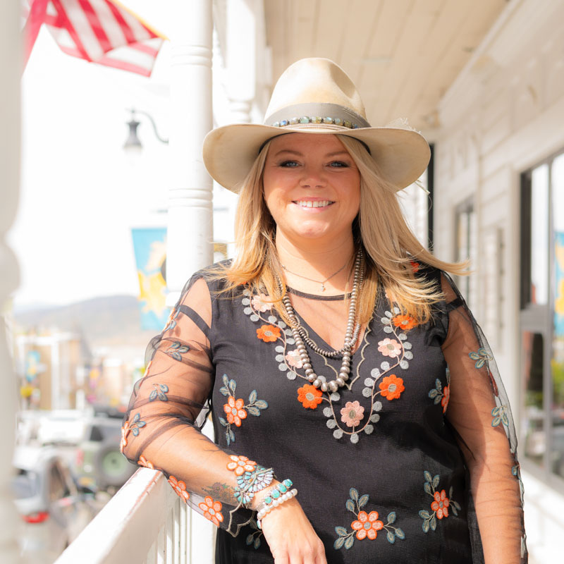 Meet the Kemo Sabe Family